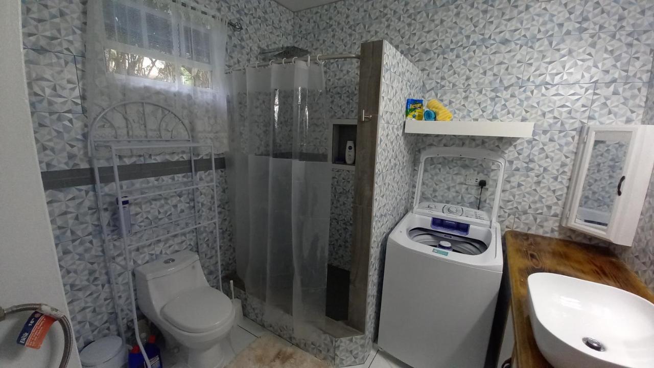 דירות רוזו Cozy Vacation Retreat With Free Parking מראה חיצוני תמונה